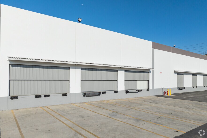 2690 Pellissier Pl, City Of Industry, CA à louer - Photo de l’immeuble – Image 3 sur 28