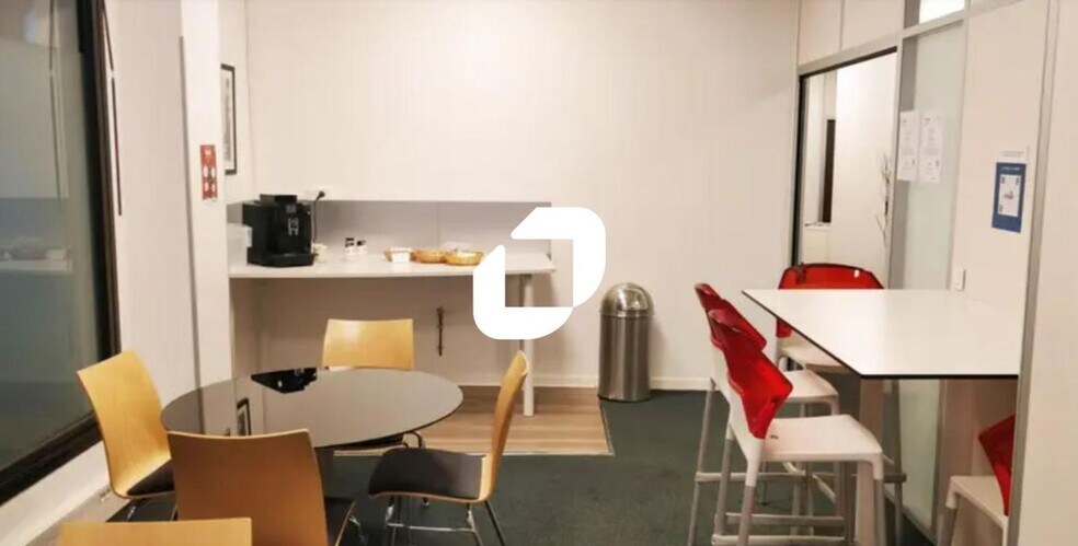 Bureau dans Paris à louer - Photo de l’immeuble – Image 2 sur 4