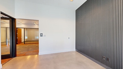 3211 Mission Oaks Blvd, Camarillo, CA à louer Numérisation 3D Matterport– Image 1 sur 9
