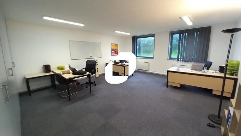 Bureau dans VILLENEUVE-D'ASCQ à louer - Photo de l’immeuble – Image 3 sur 7