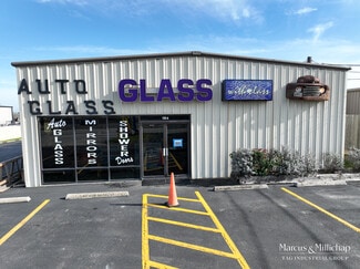 Plus de détails pour 2605 S I-35 Fwy, San Marcos, TX - Industriel/Logistique à vendre