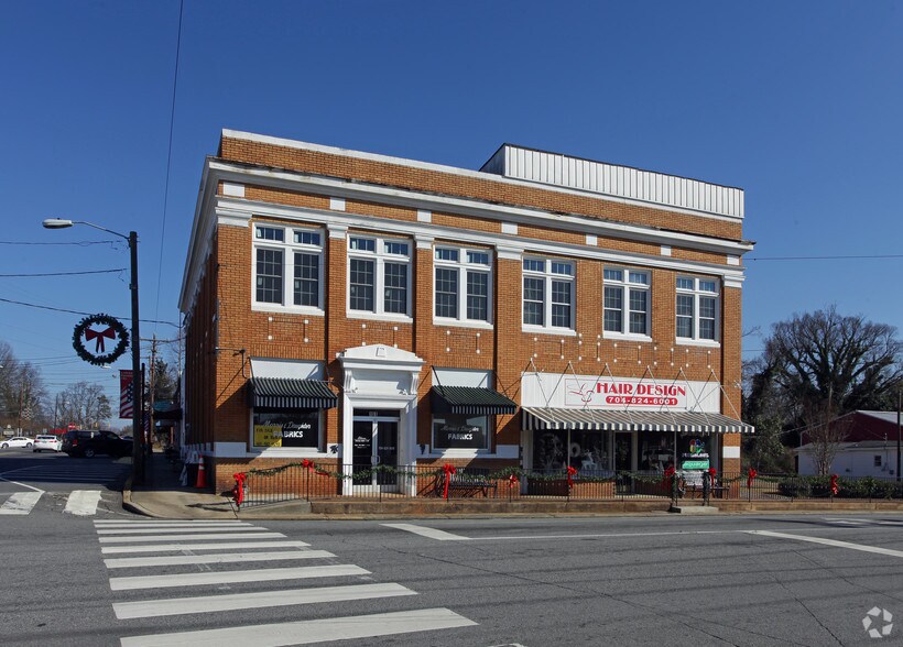 101 E 1st St, Lowell, NC à vendre - Photo principale – Image 1 sur 5