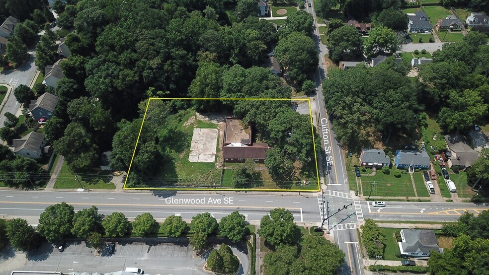 530 Clifton St SE, Atlanta, GA à vendre - Photo de l’immeuble – Image 3 sur 10