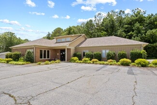 Plus de détails pour 735 N Townville St, Seneca, SC - Bureau à vendre