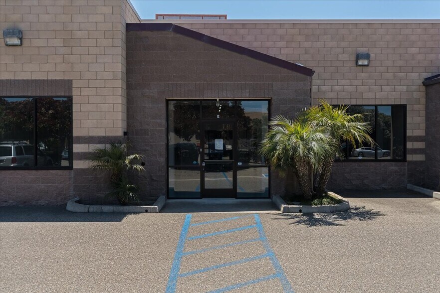 1030 Huston St, Grover Beach, CA à louer - Photo de l’immeuble – Image 3 sur 31