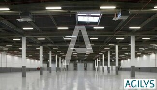 Plus de détails pour Industriel/Logistique à louer