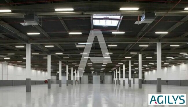 Plus de détails pour Industriel/Logistique à louer