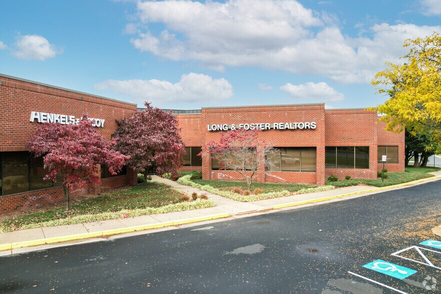 4440 Brookfield Corporate Dr, Chantilly, VA à louer - Photo de l’immeuble – Image 3 sur 4