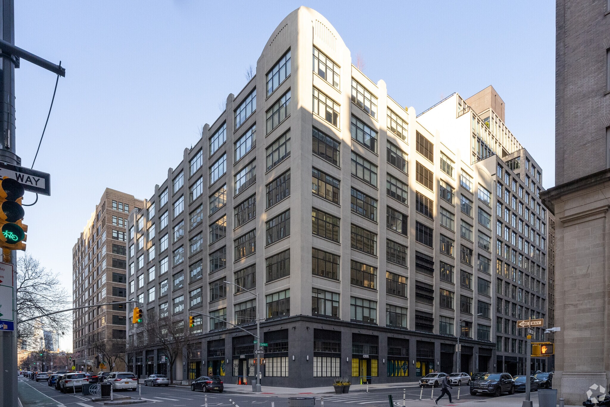 350 Hudson St, New York, NY à louer Photo principale– Image 1 sur 8