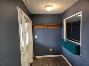 1901 Brookside Dr, Kingsport, TN à louer Photo intérieure– Image 1 sur 10