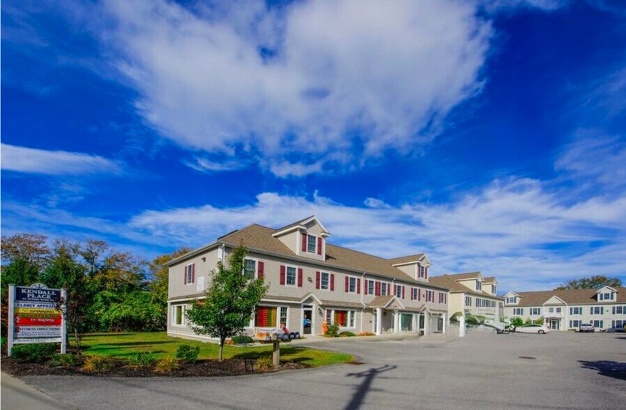 24 Spring Bars Rd, Falmouth, MA à louer - Photo de l’immeuble – Image 3 sur 8