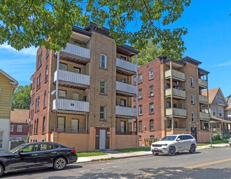 468 Liberty St, Springfield, MA à vendre - Photo de l’immeuble – Image 2 sur 9