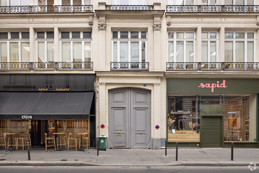 54 Rue De Paradis, Paris à louer - Photo de l’immeuble – Image 2 sur 4