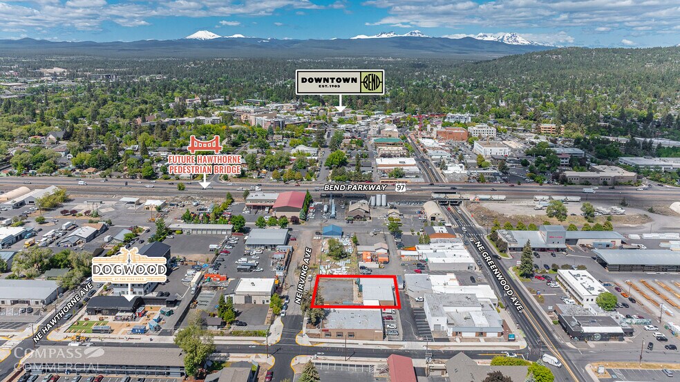 164 NE Irving Ave, Bend, OR à louer - Photo de l’immeuble – Image 3 sur 12