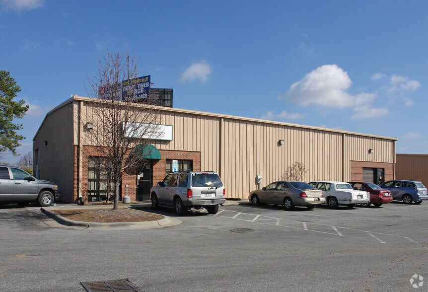 516 Teague St, Greensboro, NC à vendre - Photo de l’immeuble – Image 2 sur 4