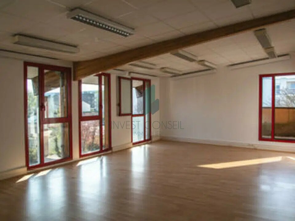 Bureau dans Bouffémont à louer Photo de l’immeuble– Image 1 sur 6