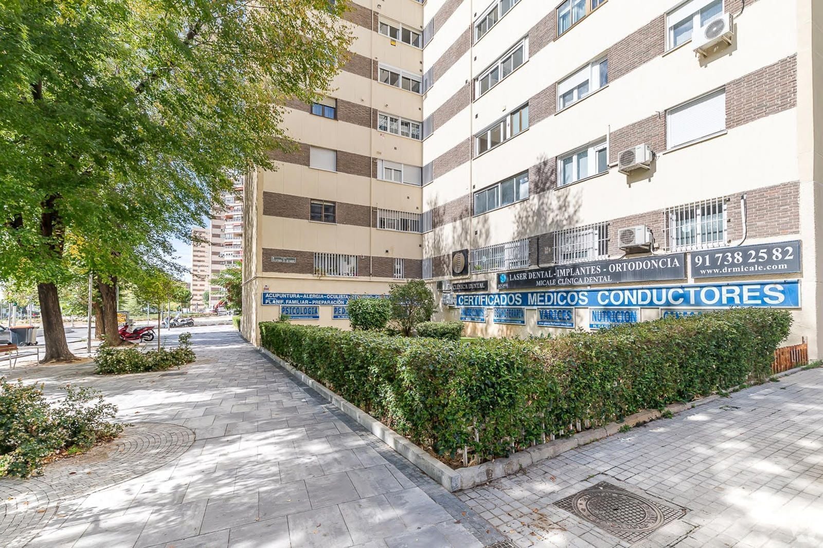 Local commercial dans Madrid, Madrid à louer Photo principale– Image 1 sur 2