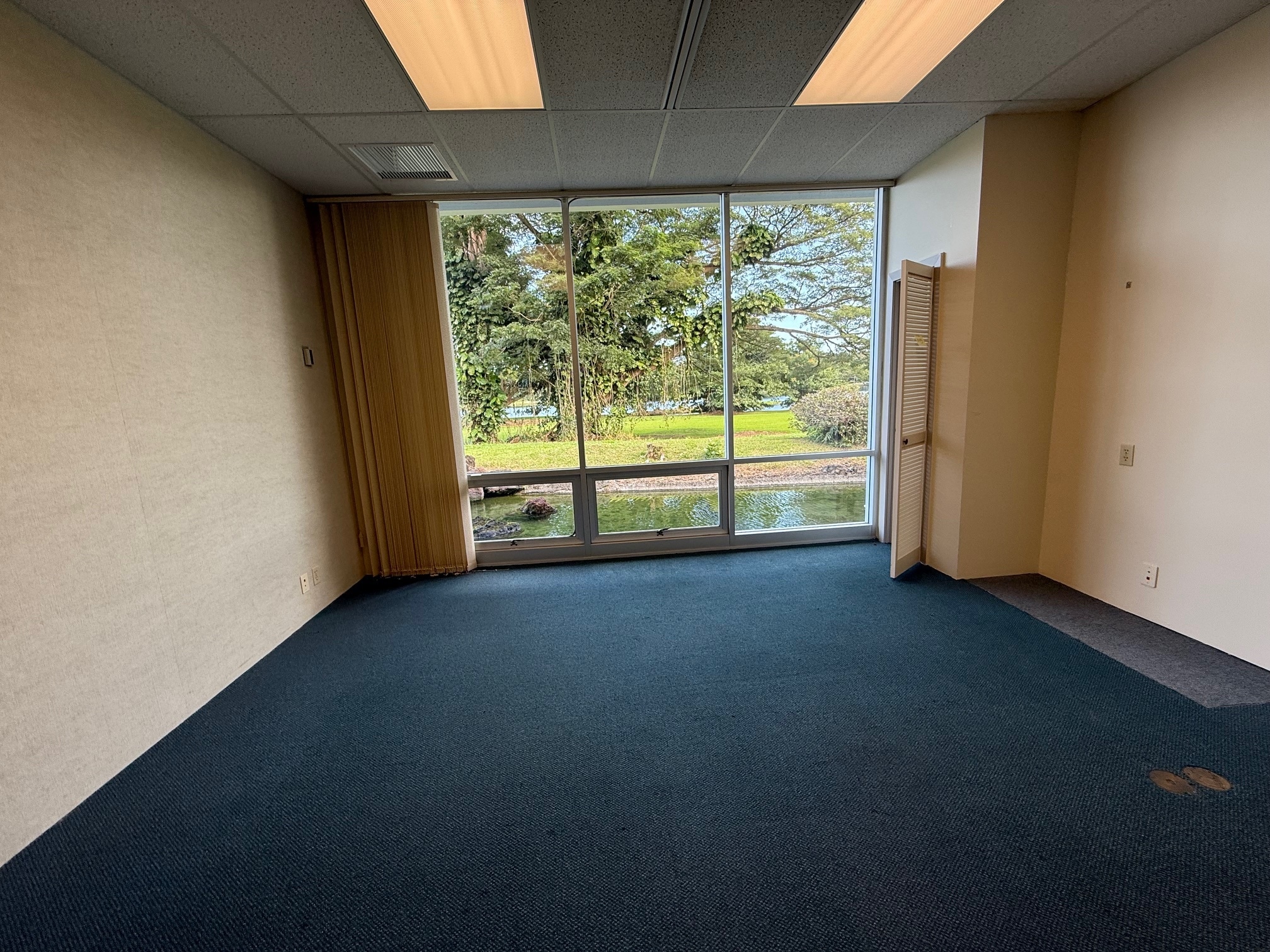101 aupuni St, Hilo, HI à louer Photo intérieure– Image 1 sur 4