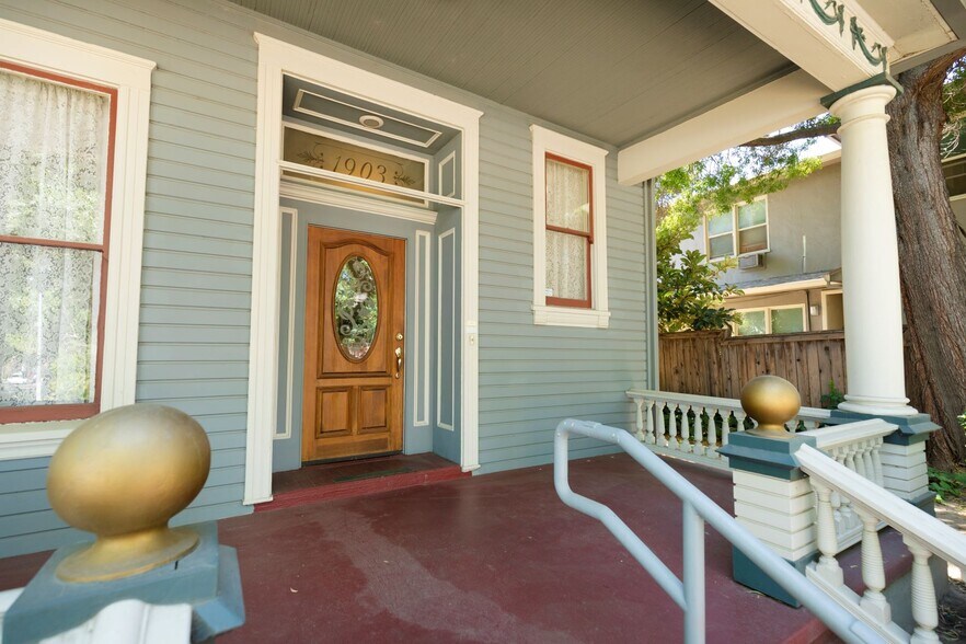 1903 21st St, Sacramento, CA à louer - Photo de l’immeuble – Image 2 sur 19