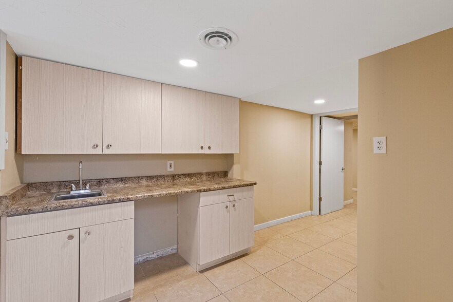 5830 W Missouri Ave, Glendale, AZ à vendre - Photo intérieure – Image 3 sur 54