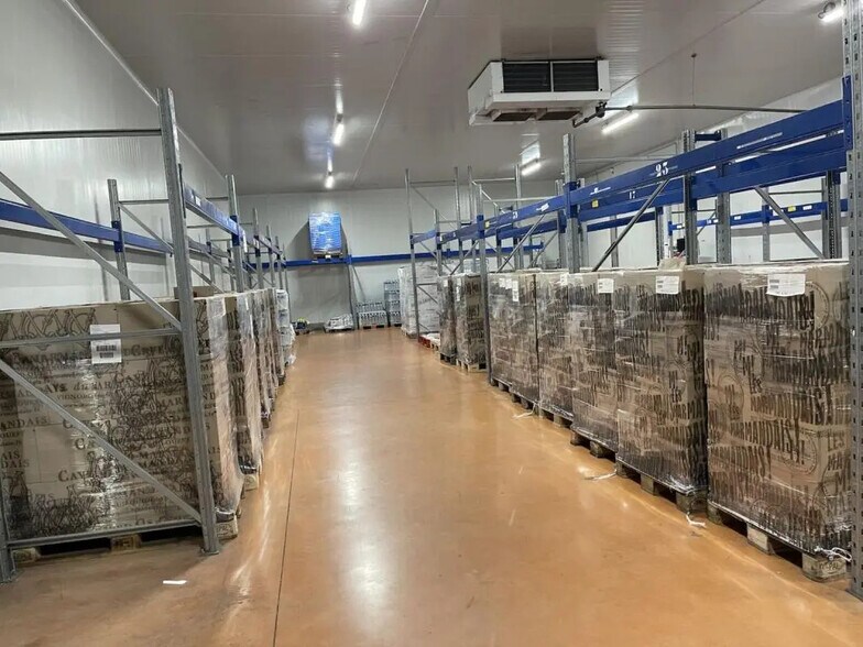 Industriel/Logistique dans Argentan à louer - Photo intérieure – Image 3 sur 7