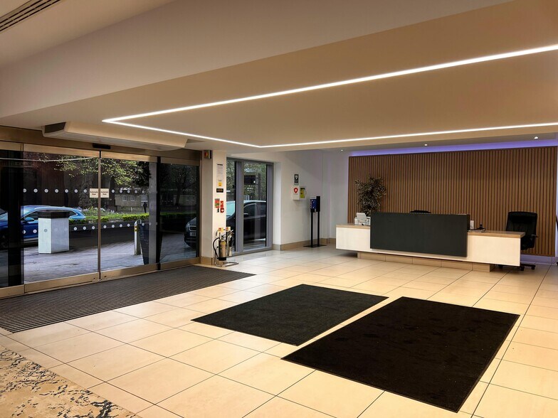 100 Hagley Rd, Birmingham à louer - Photo de l’immeuble – Image 3 sur 15