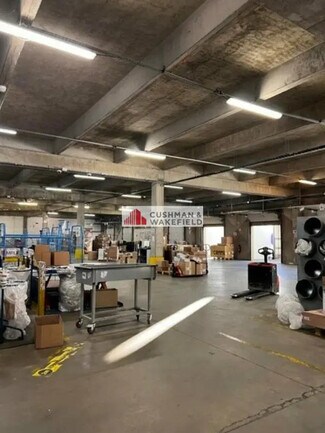 Plus de détails pour Local d'activités à louer