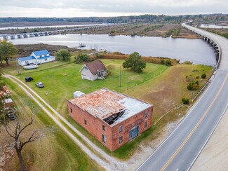 Plus de détails pour 110 Wetherington Landing rd, Stella, NC - Spécialisé à vendre