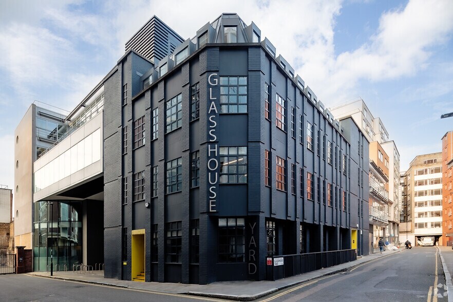 26-28 Glasshouse Yard, Londres à vendre - Photo de l’immeuble – Image 2 sur 119