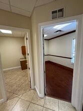 2800 Davis Blvd, Naples, FL à louer Photo de l’immeuble– Image 1 sur 9
