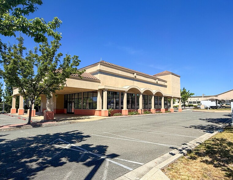 24919 Mission Blvd, Hayward, CA à vendre - Photo de l’immeuble – Image 3 sur 4