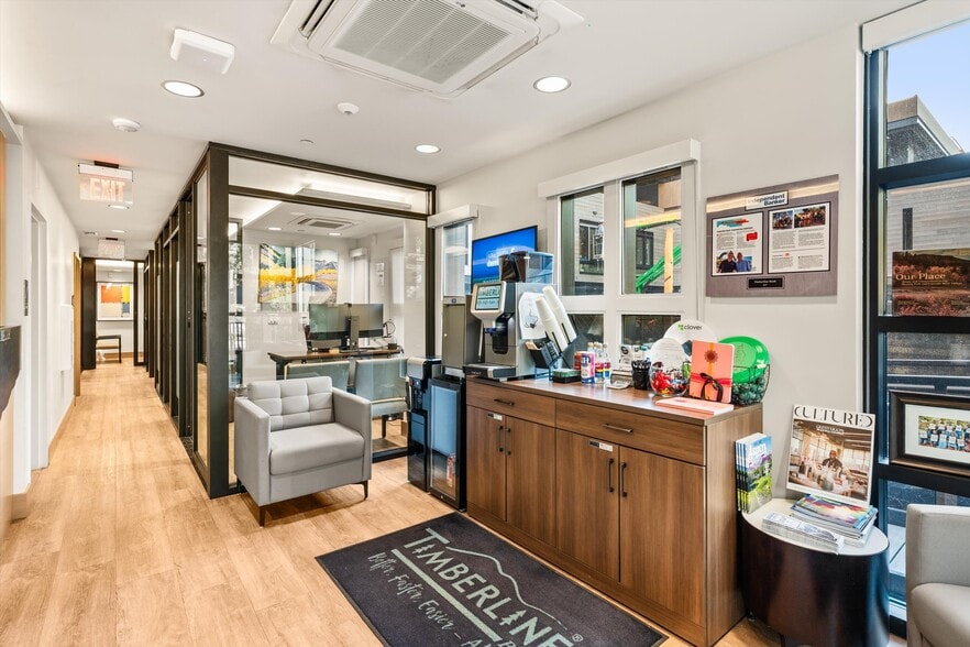 122 W Main St, Aspen, CO à vendre - Hall d’entrée – Image 3 sur 66