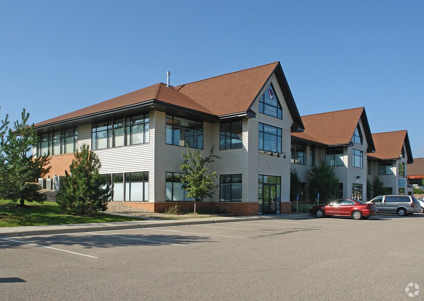 1121 Town Centre Dr, Eagan, MN à louer - Photo de l’immeuble – Image 3 sur 6