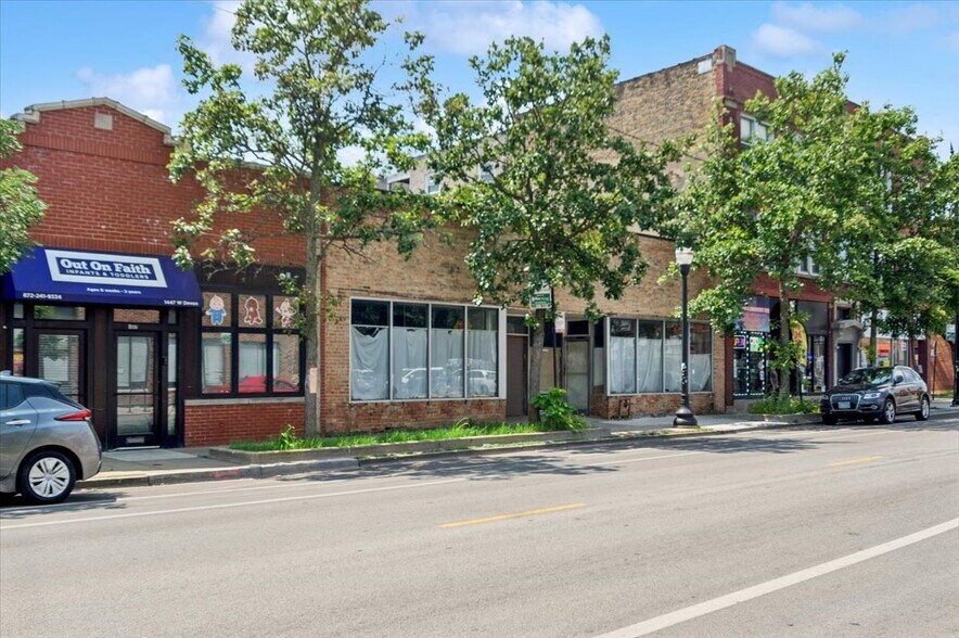 1445-1449 W Devon Ave, Chicago, IL à vendre - Photo de l’immeuble – Image 2 sur 9