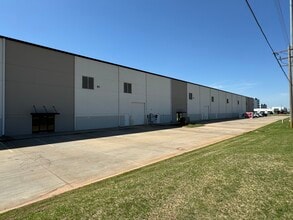 6601 S Air Depot Blvd, Oklahoma City, OK à louer Photo de l’immeuble– Image 2 sur 4