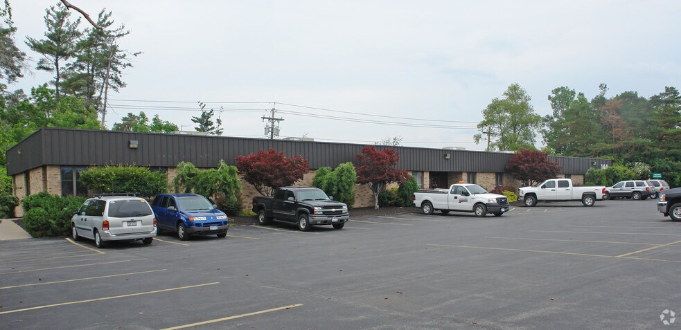 144 Metro Park, Rochester, NY à louer - Photo principale – Image 1 sur 6