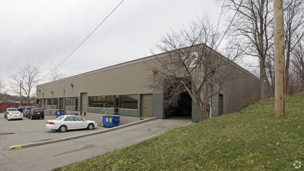 1200-1207 Parkway View Dr, Pittsburgh, PA à louer - Photo principale – Image 1 sur 2