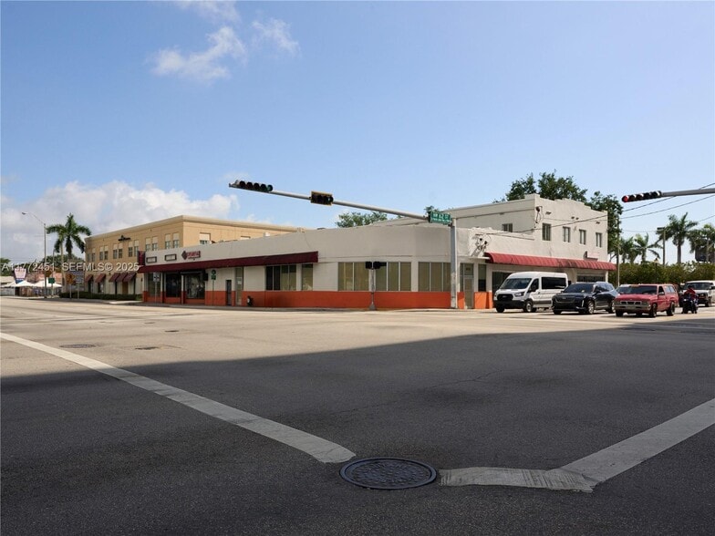 6211 NW 7th Ave, Miami, FL à louer - Photo principale – Image 1 sur 10