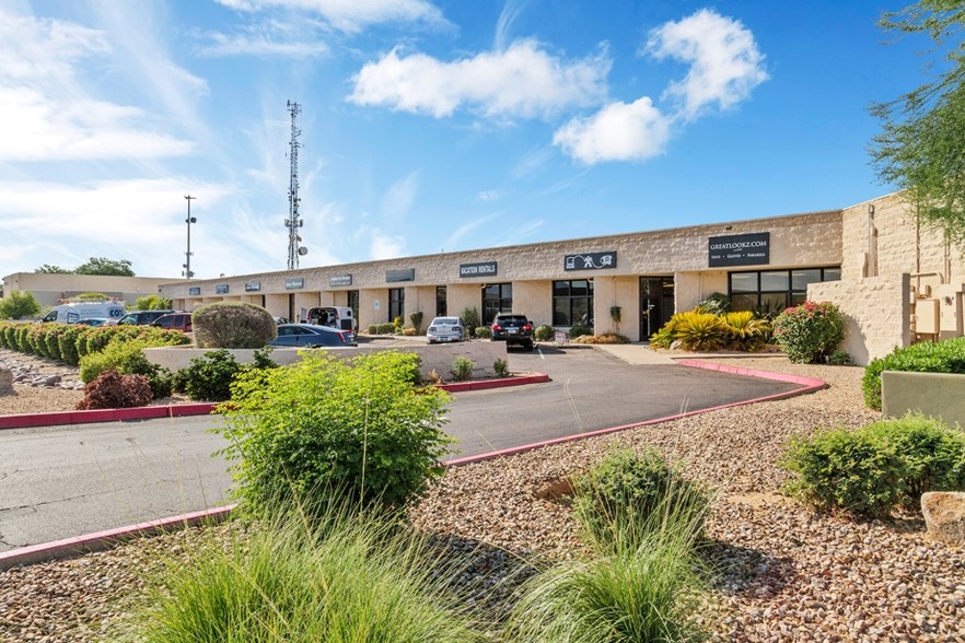 7655 E Redfield Rd, Scottsdale, AZ à louer - Photo de l’immeuble – Image 1 sur 23