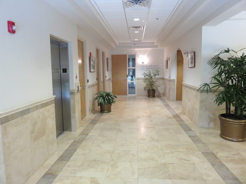 1616 Concierge Blvd, Daytona Beach, FL à louer - Photo intérieure – Image 1 sur 12