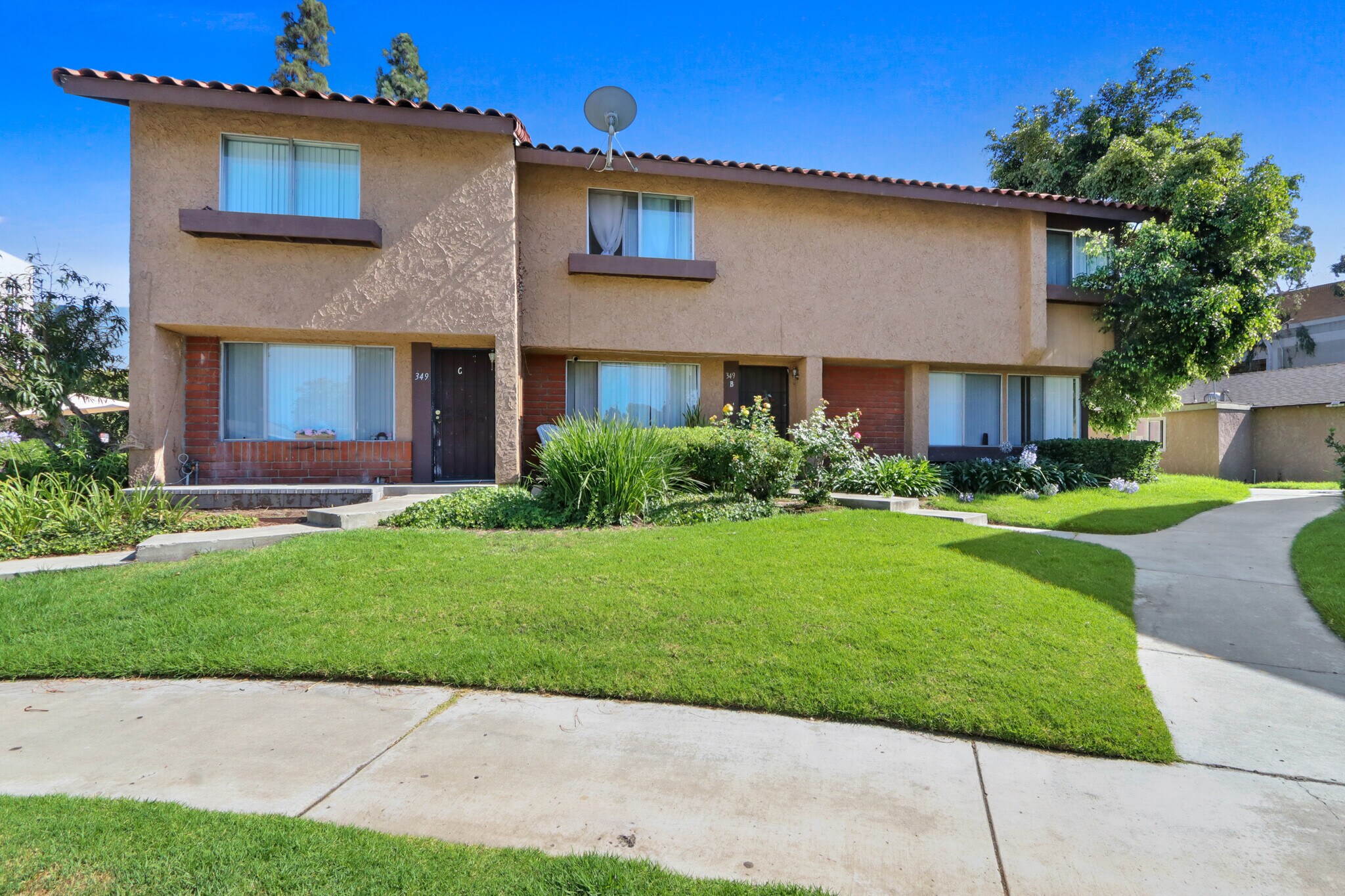 349 Camarillo St, Placentia, CA à vendre Photo principale– Image 1 sur 8