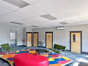 15 N 1st St, Belleville, IL à louer Photo intérieure– Image 2 sur 6