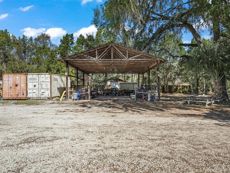 7592 County Road 225, Wildwood, FL à vendre - Photo de l’immeuble – Image 2 sur 19