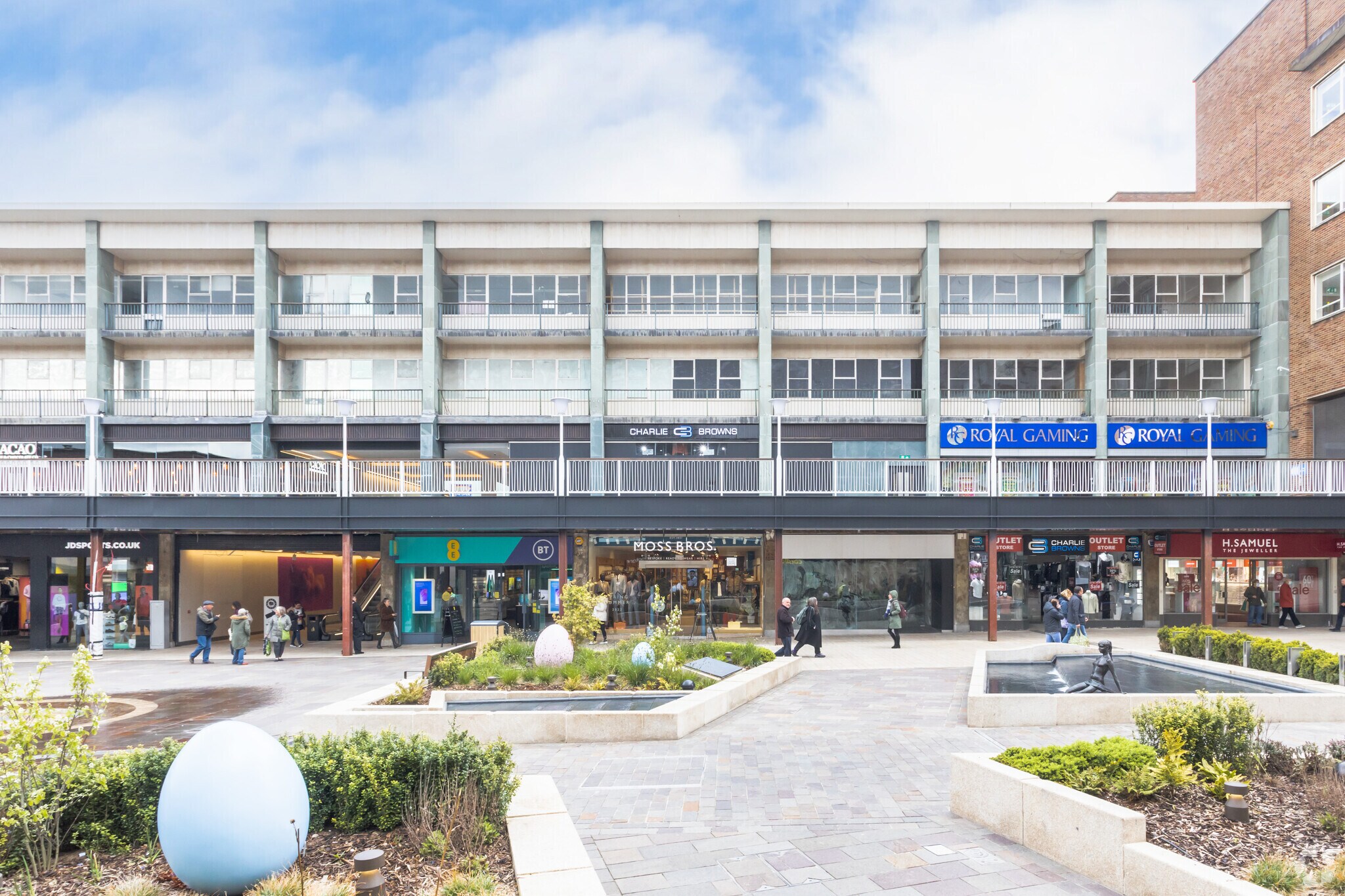 20 The Precinct, Coventry à vendre Photo principale– Image 1 sur 5