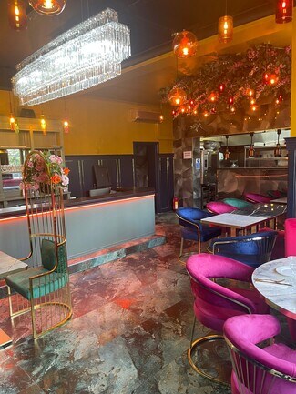 Plus de détails pour Kings Walk, Grays - Local commercial à louer