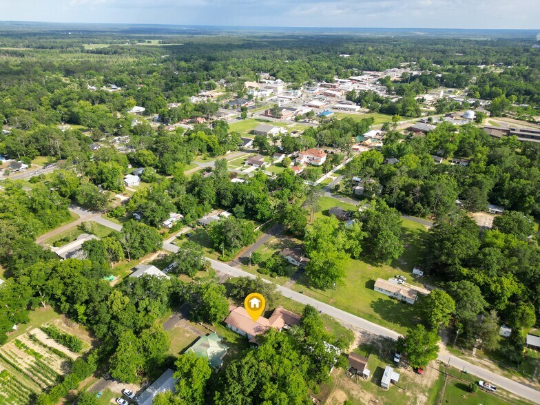 701 N Tracy St, Bonifay, FL à vendre - Photo de l’immeuble – Image 3 sur 6