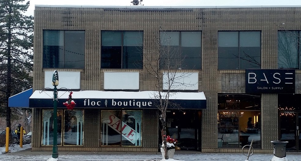 10106-10110 124 St, Edmonton, AB à louer - Photo de l’immeuble – Image 2 sur 6