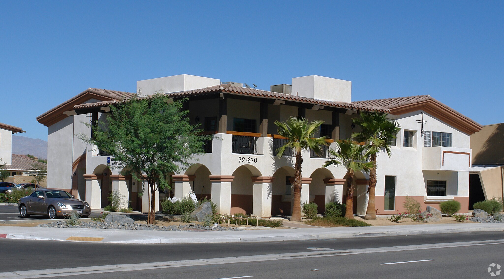 72670 Fred Waring Dr, Palm Desert, CA à louer Photo principale– Image 1 sur 13