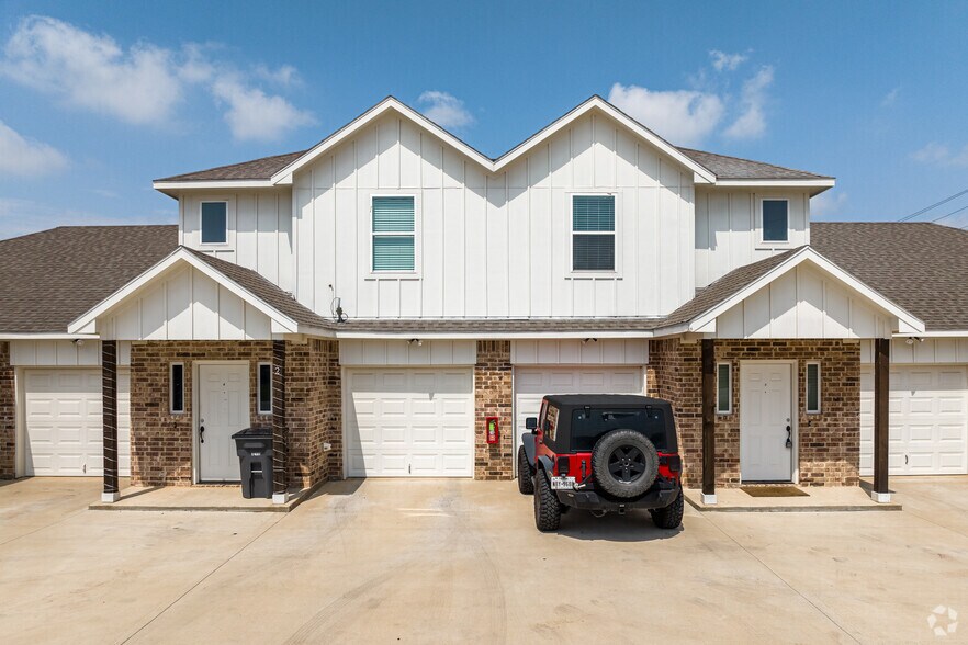 113 North Park Ct, Springtown, TX à vendre - Photo de l’immeuble – Image 2 sur 35