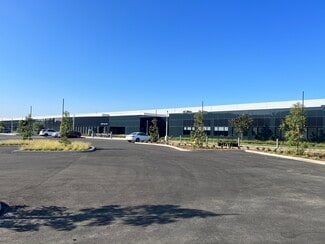 Plus de détails pour 9750 Irvine Blvd, Irvine, CA - Industriel/Logistique à louer